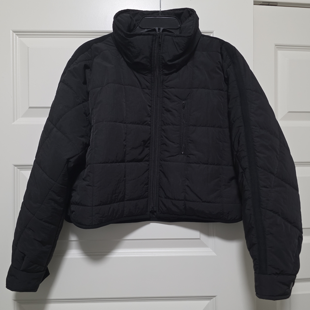 Elegant Black Puffer Jacket for Women